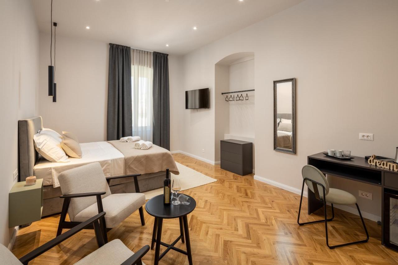 Boutique Lux Rooms Odello Split Old Town المظهر الخارجي الصورة